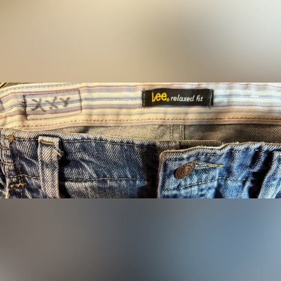 Lee Pure Bareback Relaxed Fit High Rise Jeans Women’s 12 Short Tapered Denim - Picture 5 of 6